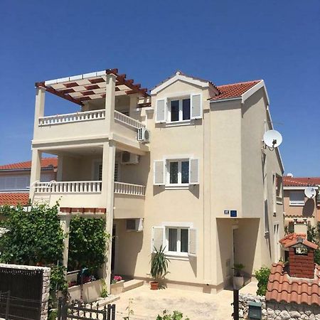 Apartment Vucica Sevid Dış mekan fotoğraf