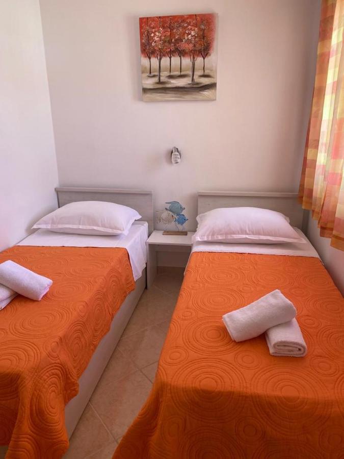Apartment Vucica Sevid Dış mekan fotoğraf